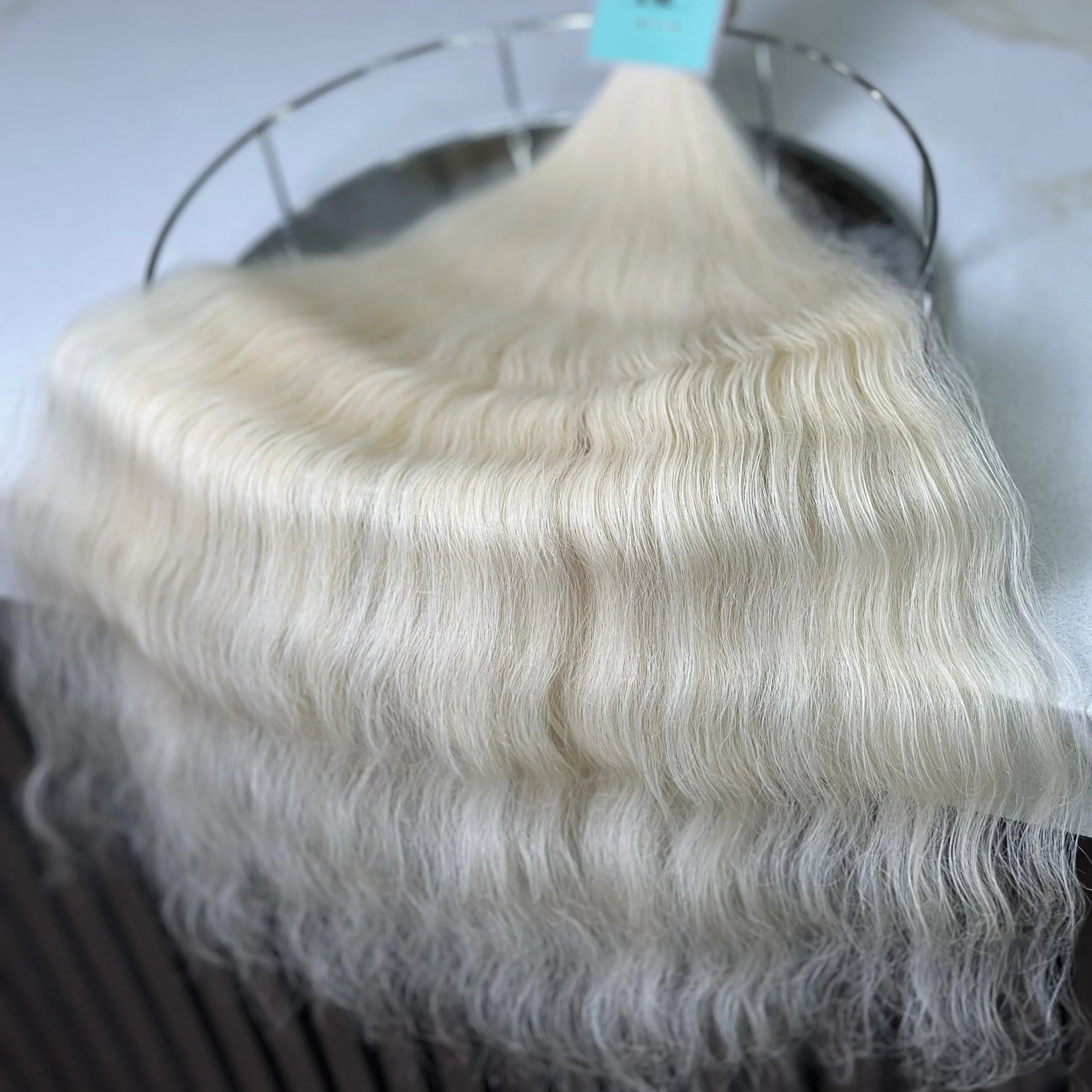 Tape in Slavic hair, colored, wavy 24 inch, 99gr