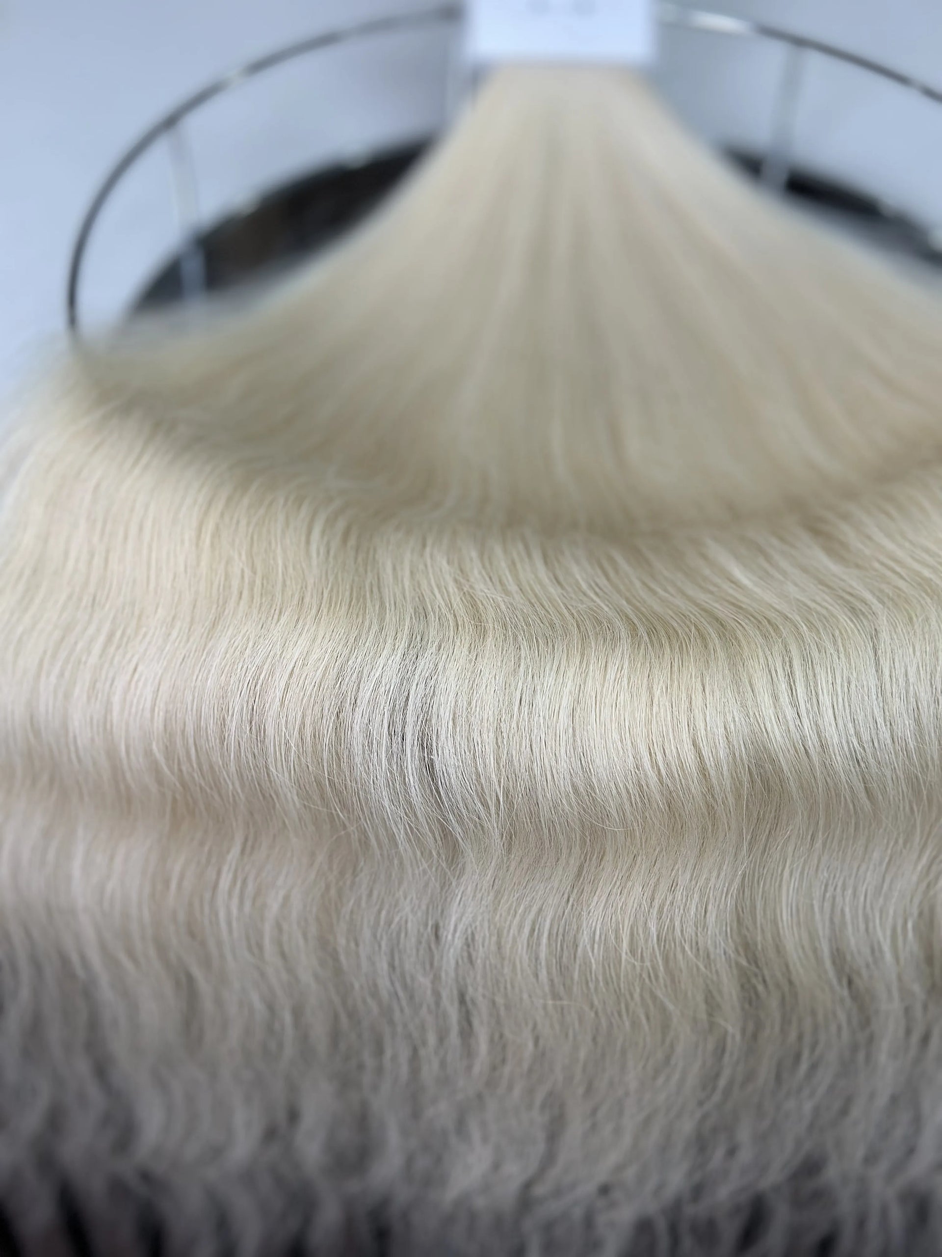 K-tip Slavic hair, colored, wavy 22 inch, 98gr, 182str