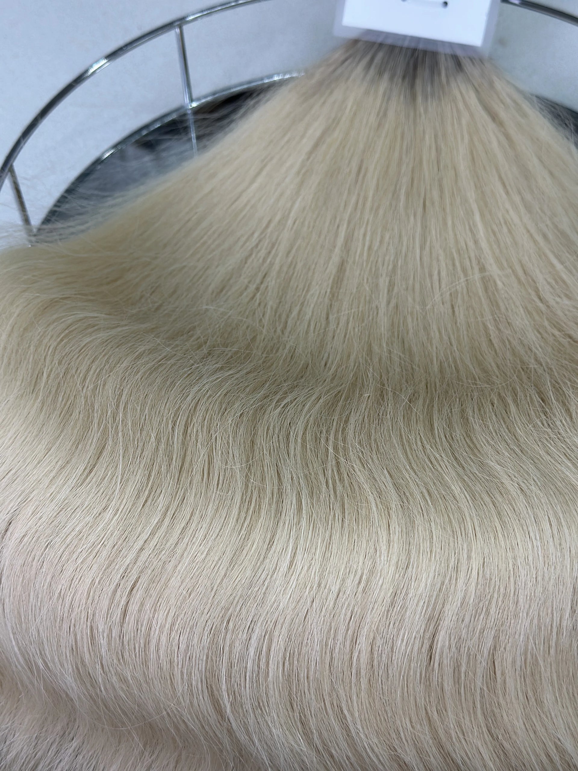 K-tip Slavic hair, colored, wavy 22 inch, 144gr, 245 str