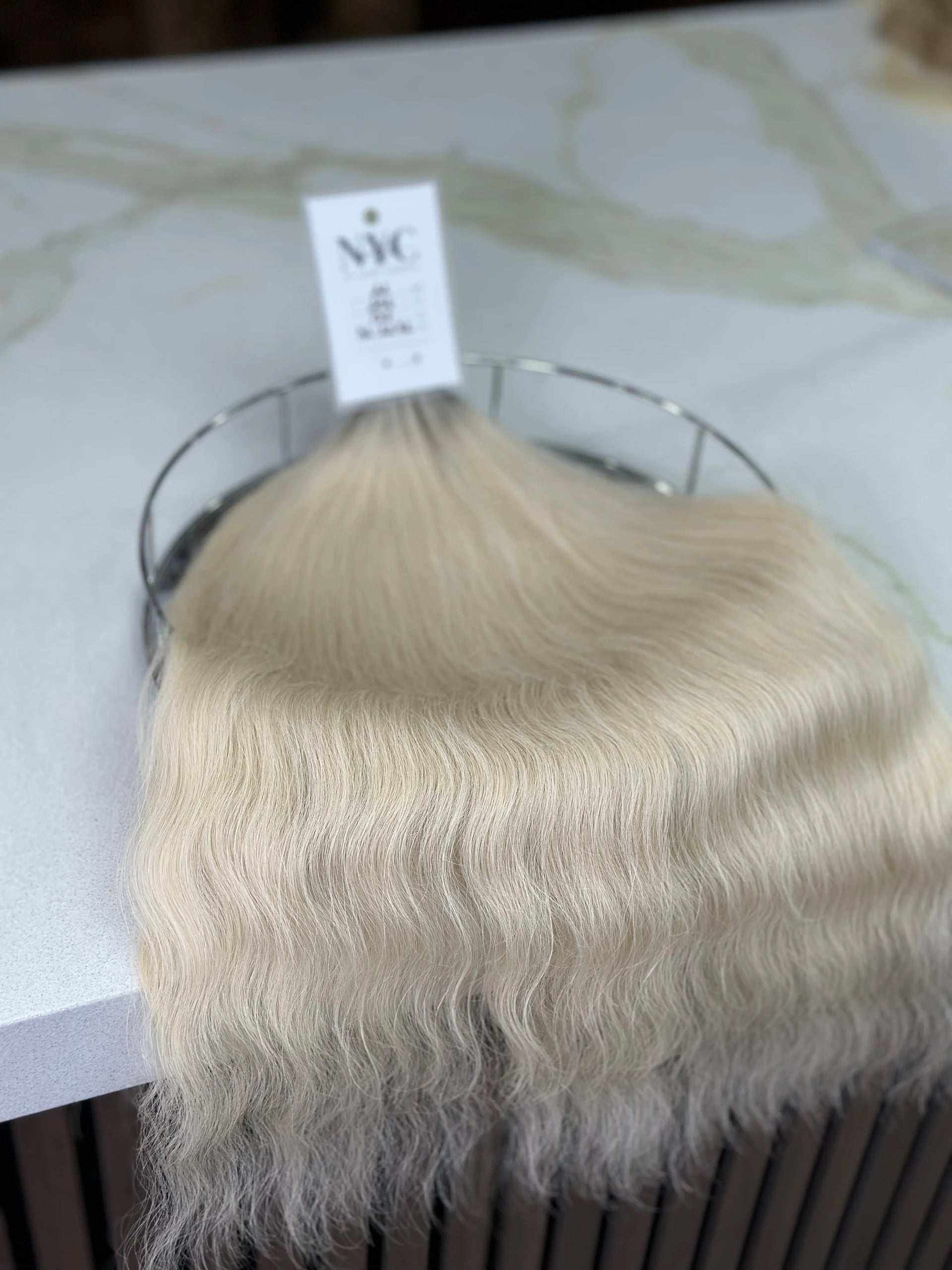 K-tip Slavic hair, colored, wavy 22 inch, 137gr, 256str