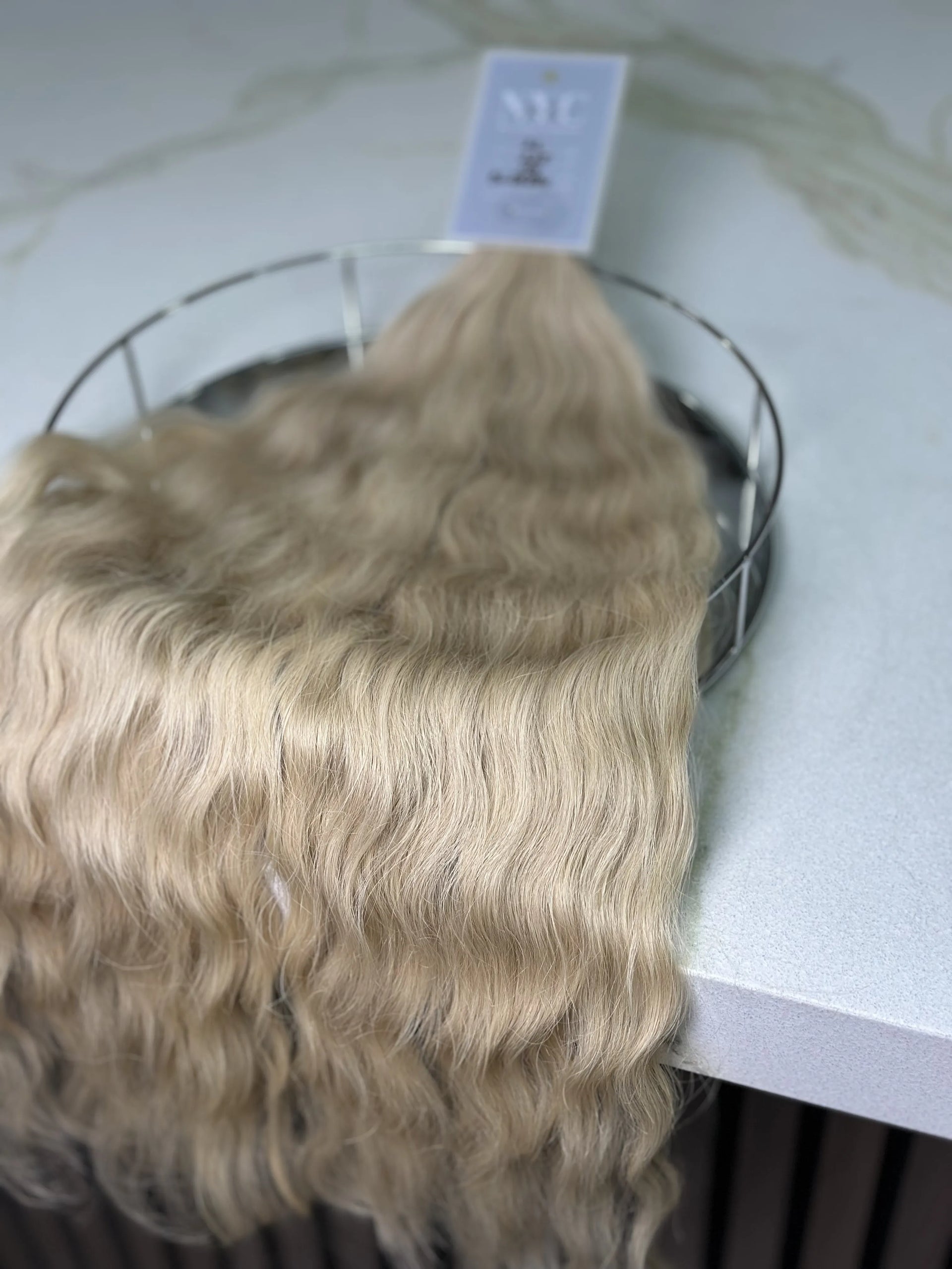 K-tip Slavic hair, colored, wavy 26 inch, 154gr, 225str