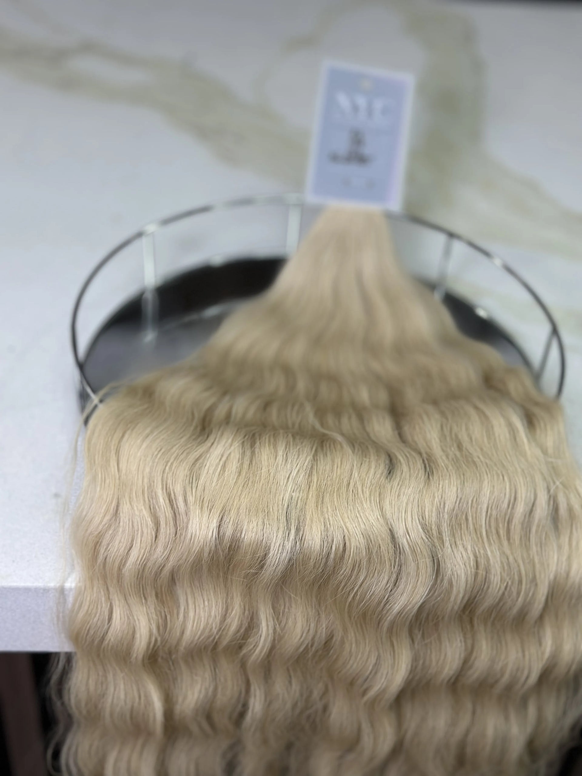 K-tip Slavic hair, colored, wavy 26 inch, 136gr, 186str