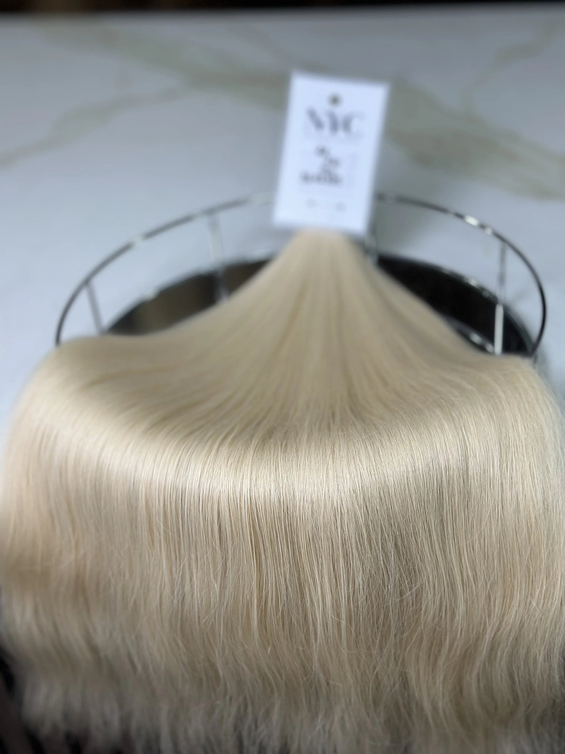 K-tip Slavic hair, colored, wavy 22 inch, 150gr, 261 str