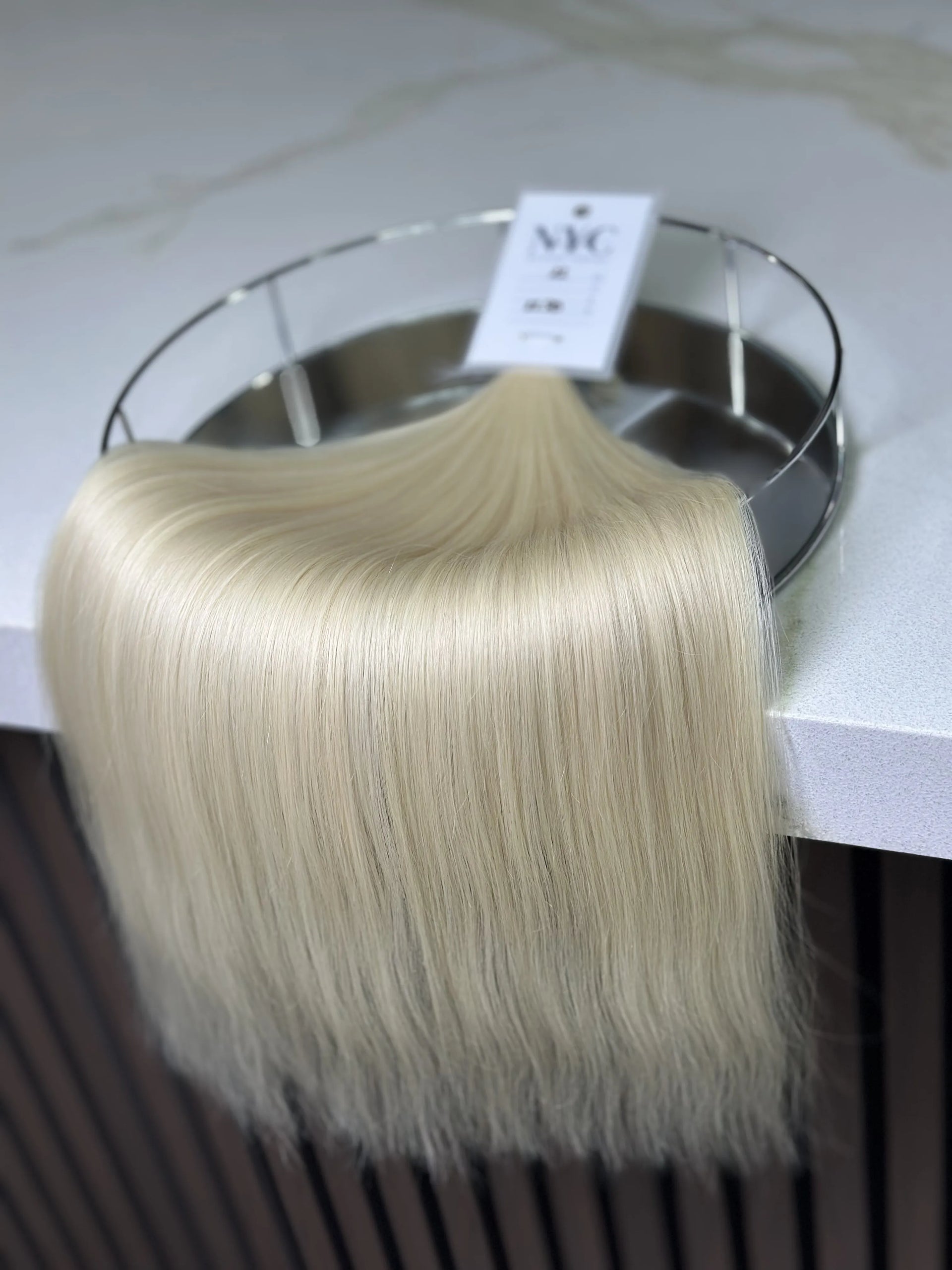 Bulk Slavic hair, colored ,wavy 22 inch: 83g