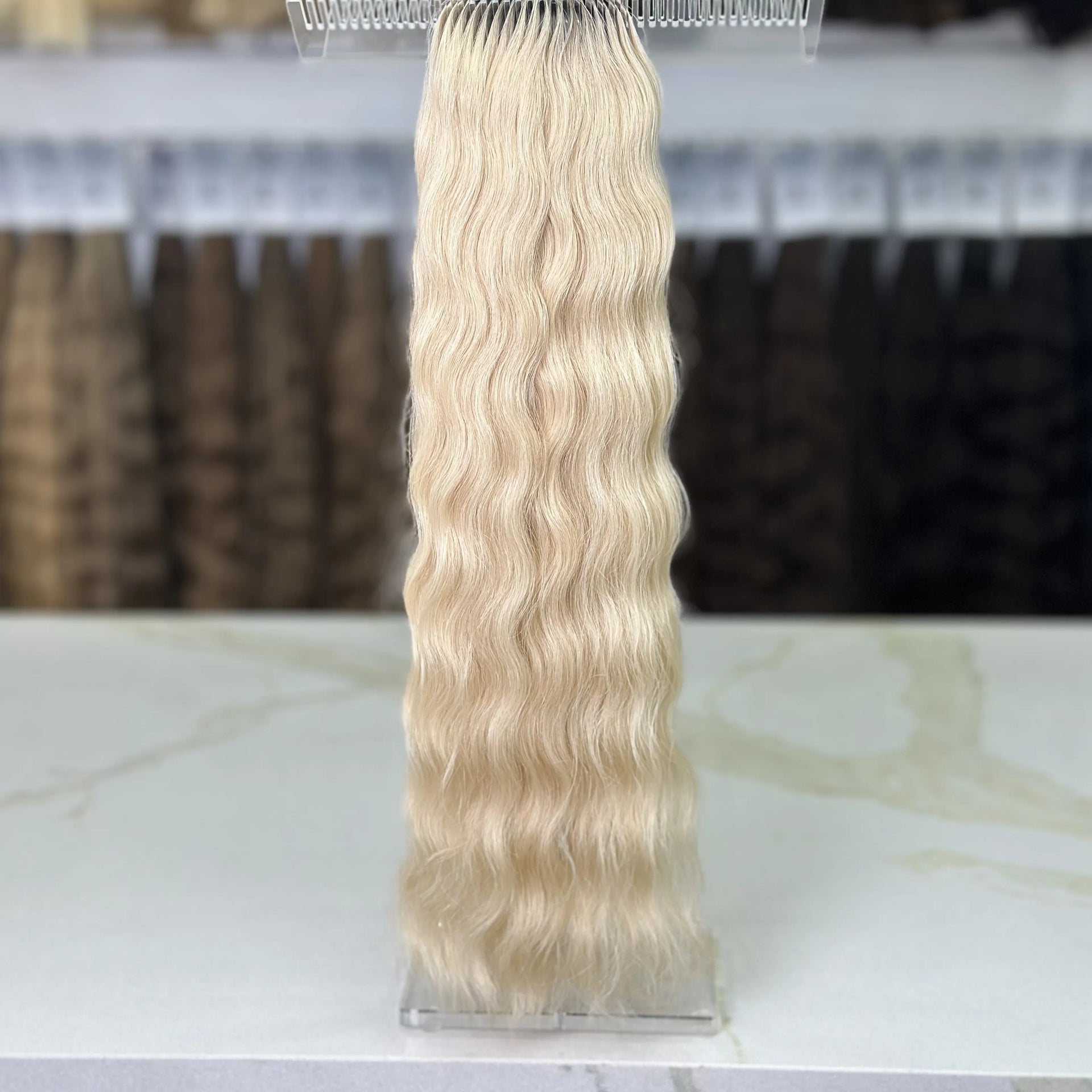 K-tip Slavic hair, colored, wavy 22 inch, 122gr, 195str