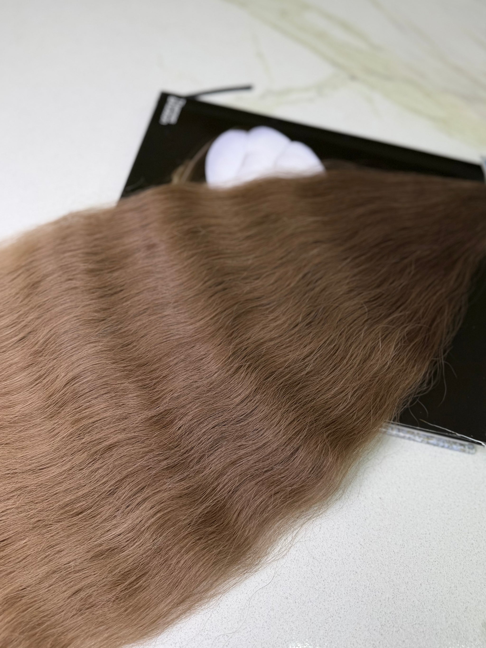 Premium Slavic K-Tip Extensions – Light Brown Wavy 28