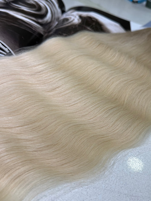 Premium Slavic Bulk Hair Straight – Wavy Blonde Ombre 24"