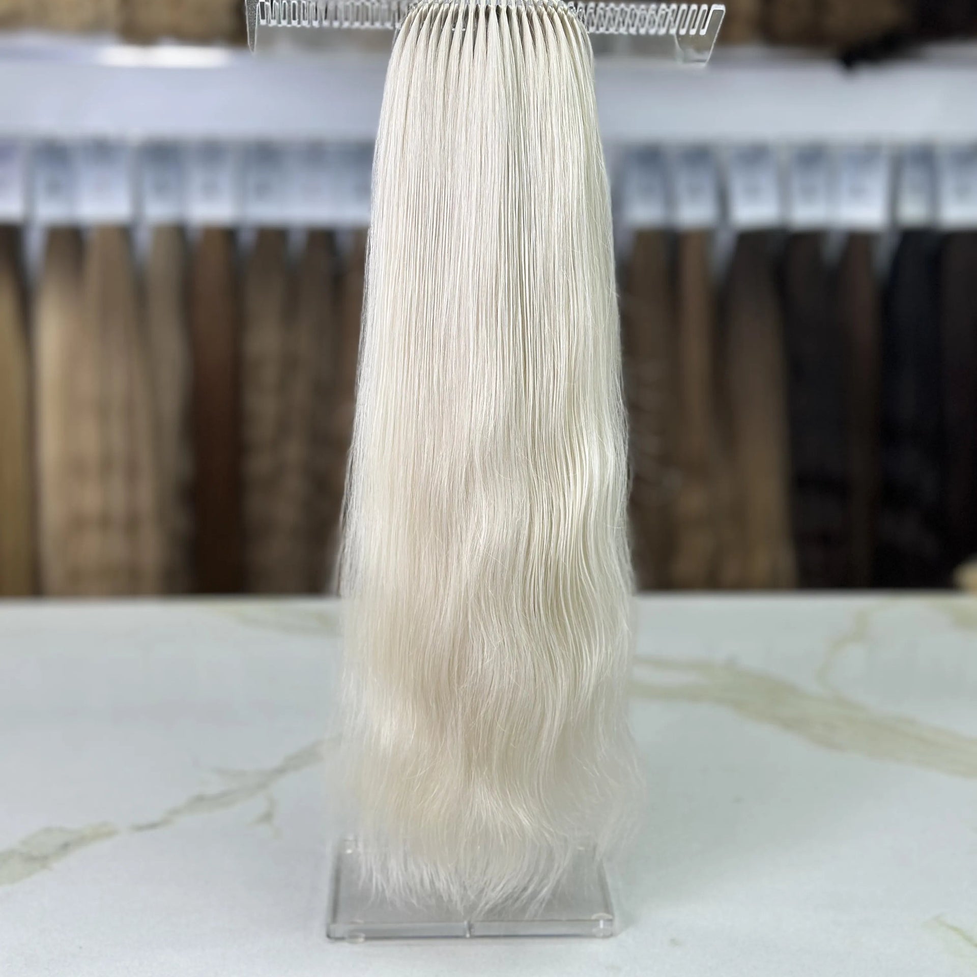 K-tip Slavic hair, colored, wavy 22 inch, 135gr, 273str