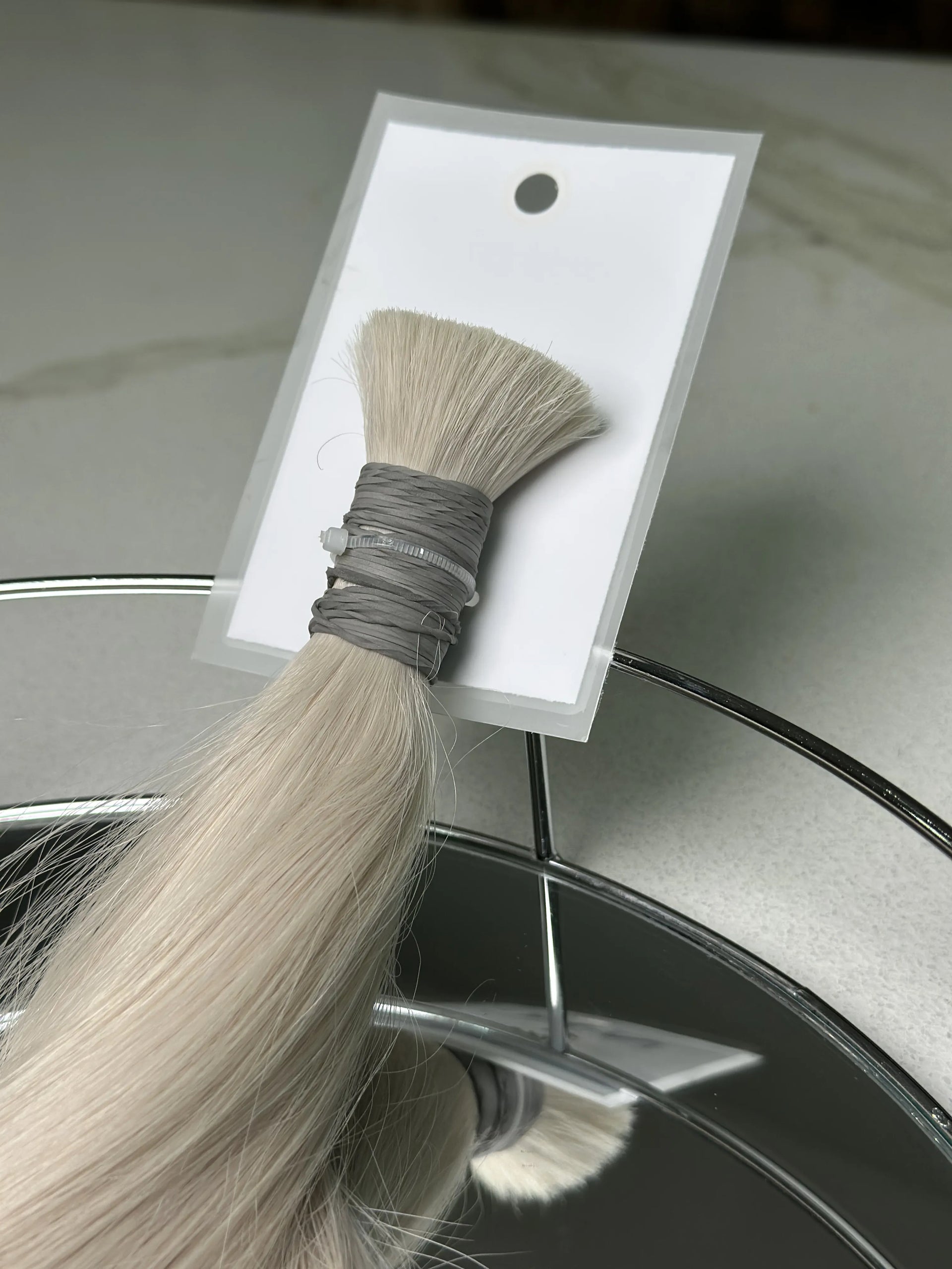 Bulk Slavic hair, colored ,wavy 22 inch: 109 g