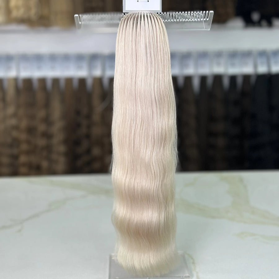 Bulk Slavic hair, colored ,wavy 22 inch: 97g