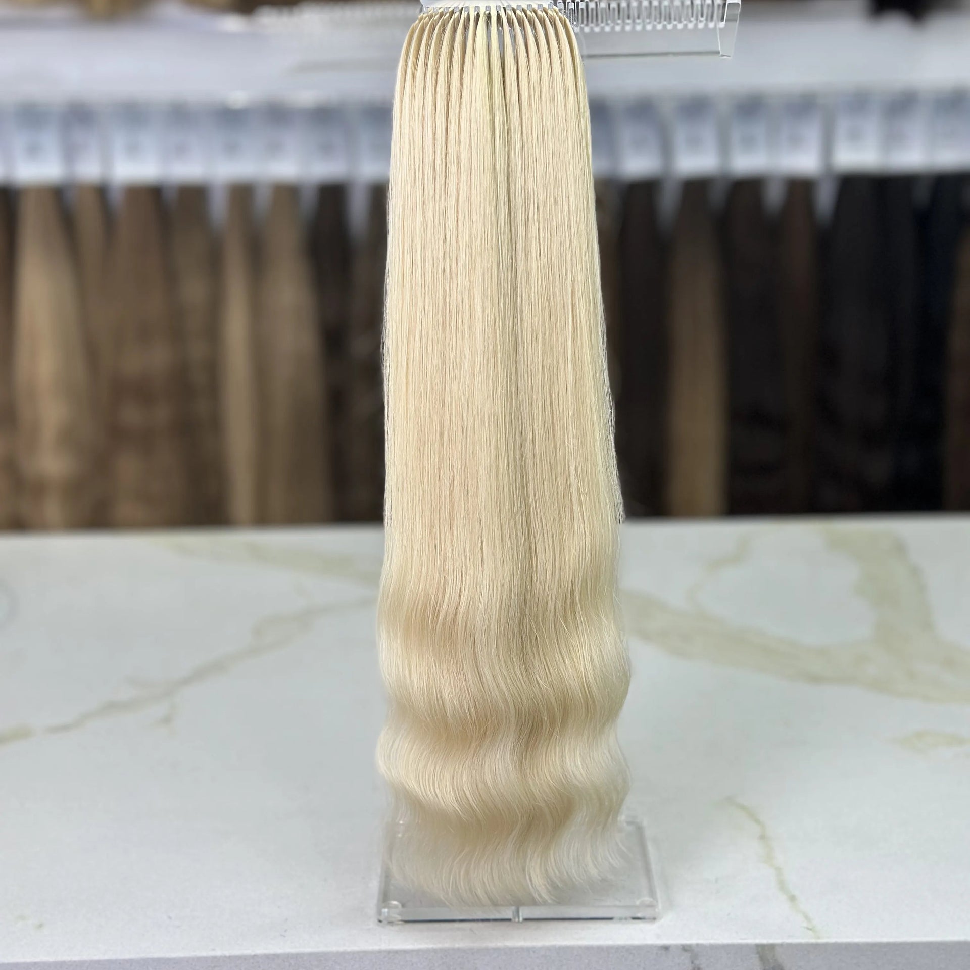 K-tip Slavic hair, colored, wavy 22 inch, 119gr, 240 str