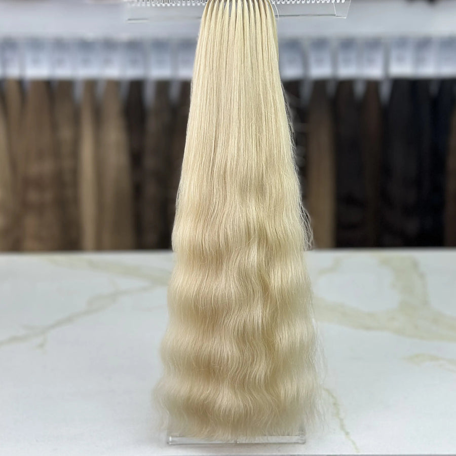 K-tip Slavic hair, colored, wavy 22 inch, 113gr, 179str