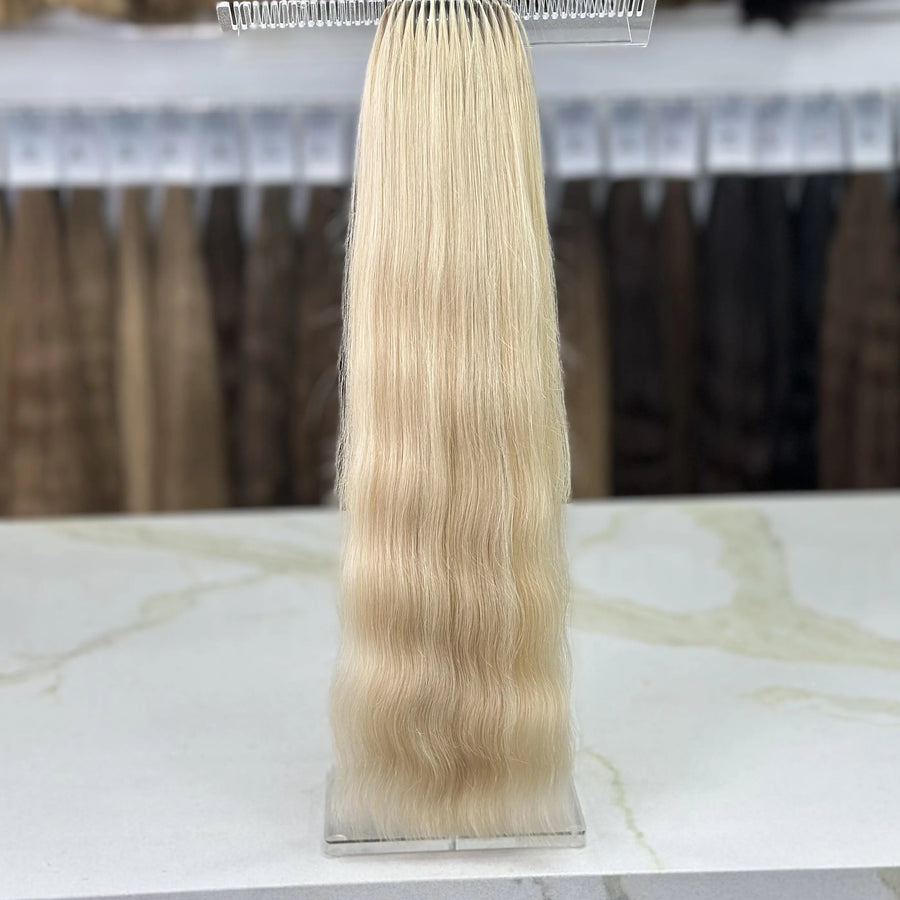 K-tip Slavic hair, colored, wavy 22 inch, 143gr, 240 str