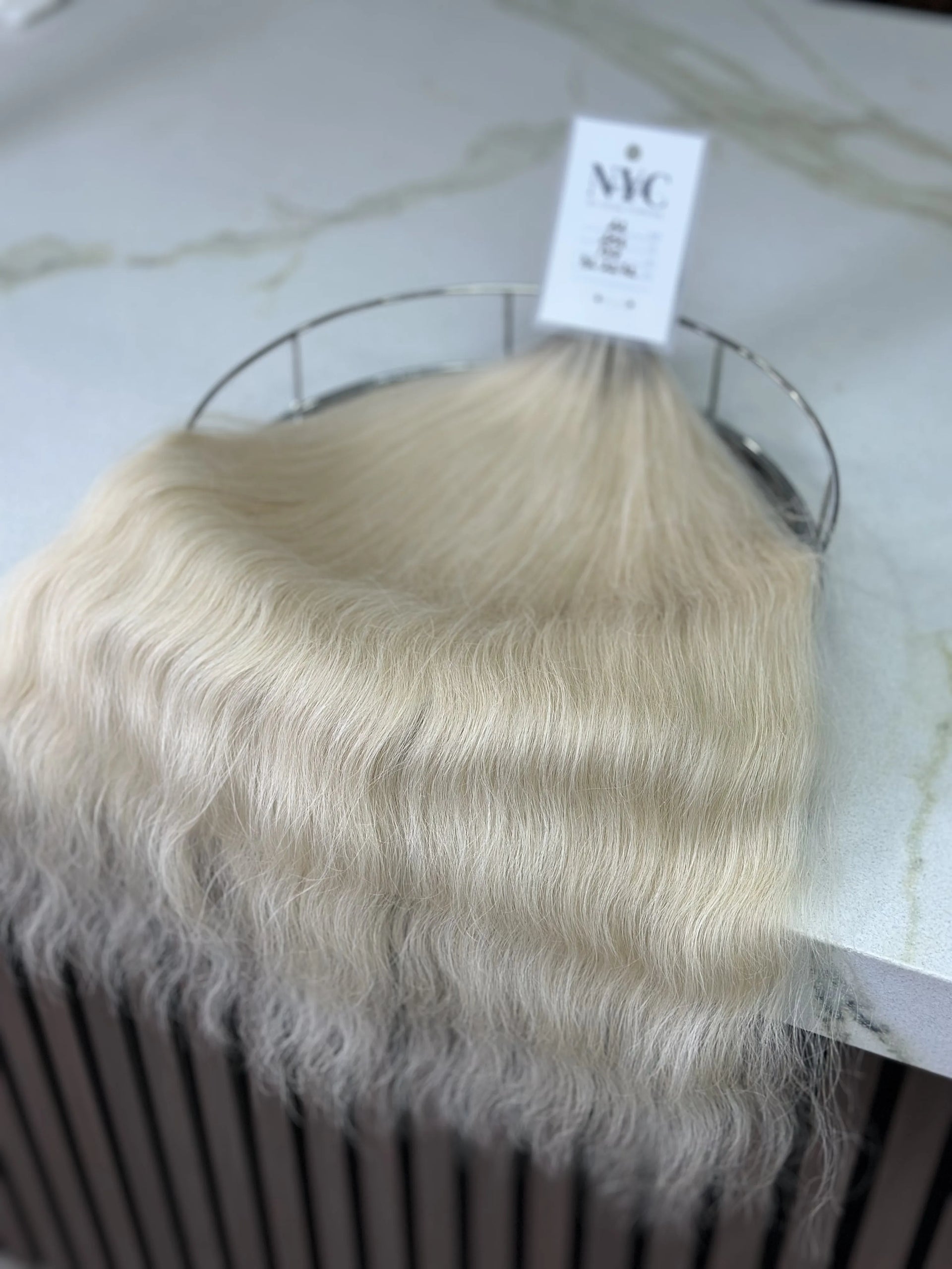 K-tip Slavic hair, colored, wavy 22 inch, 137gr, 256str