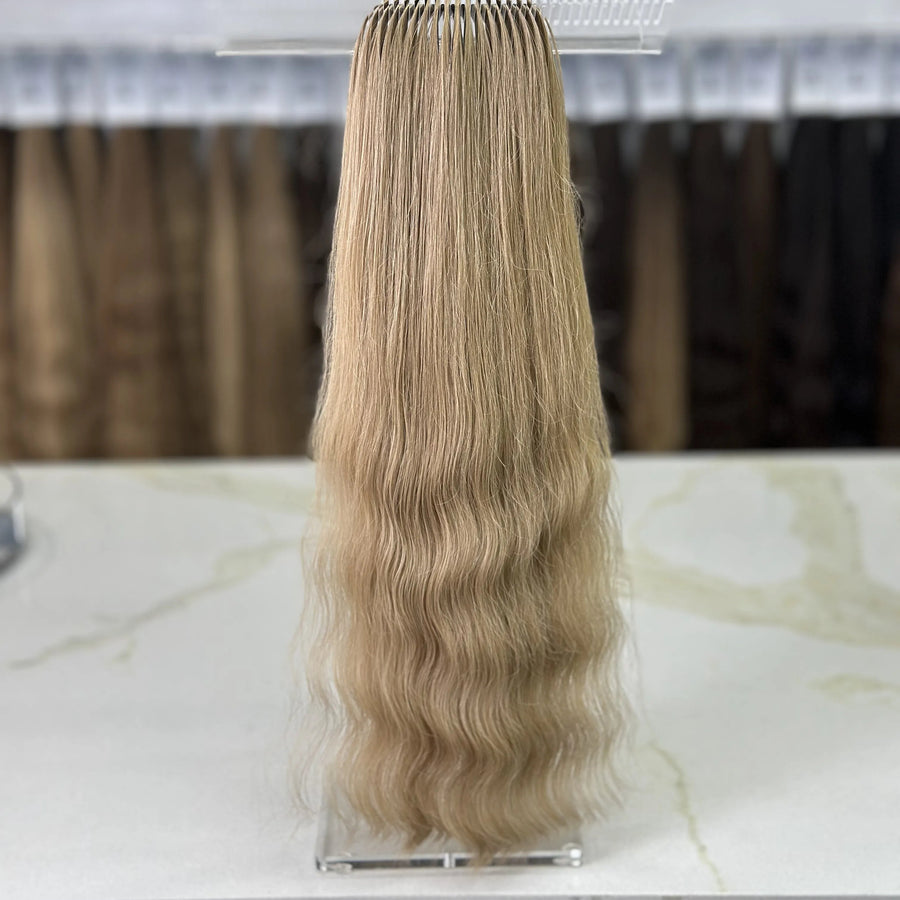 K-tip Slavic hair, colored, wavy 22 inch, 134gr, 281 str