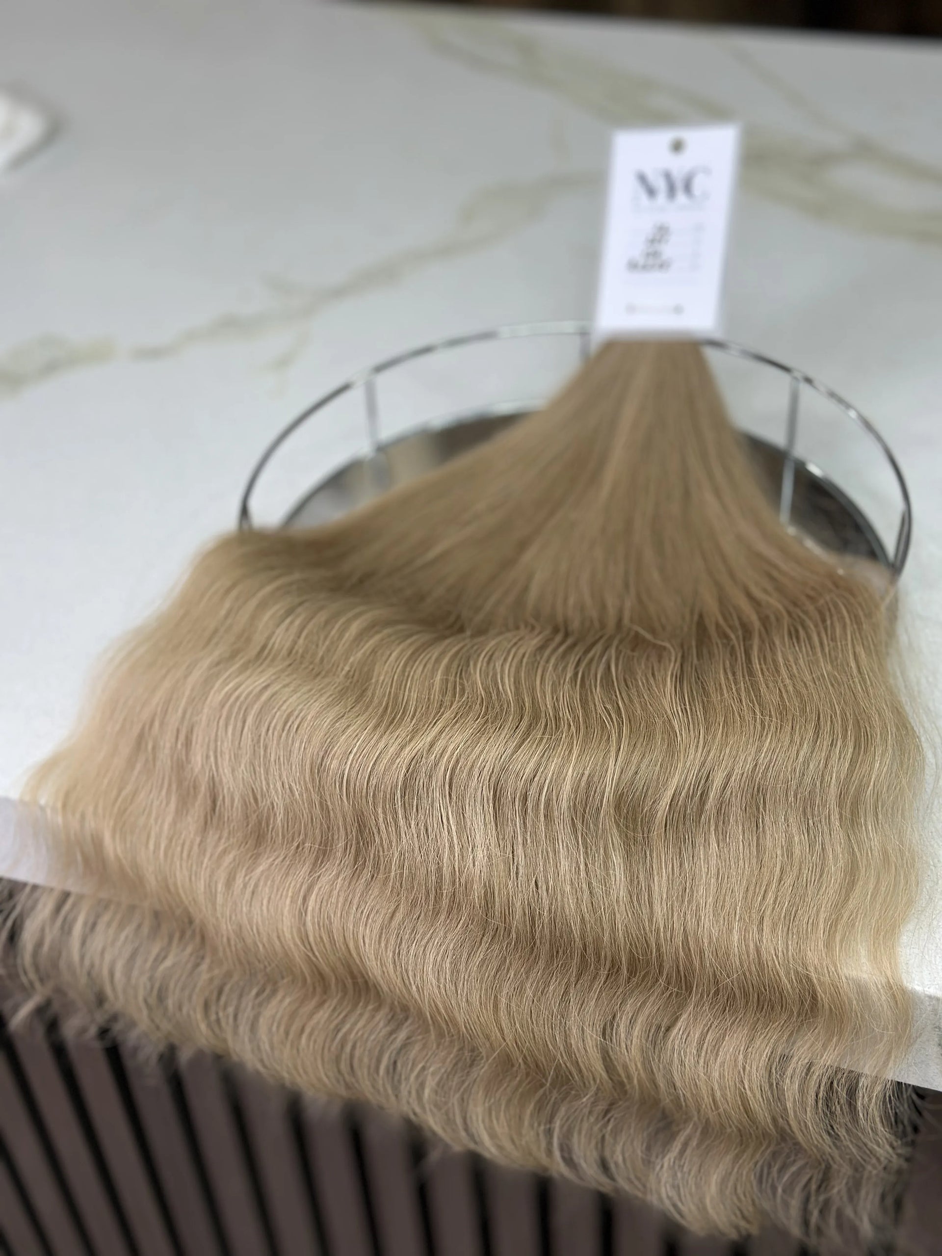 K-tip Slavic hair, colored, wavy 22 inch, 134gr, 281 str