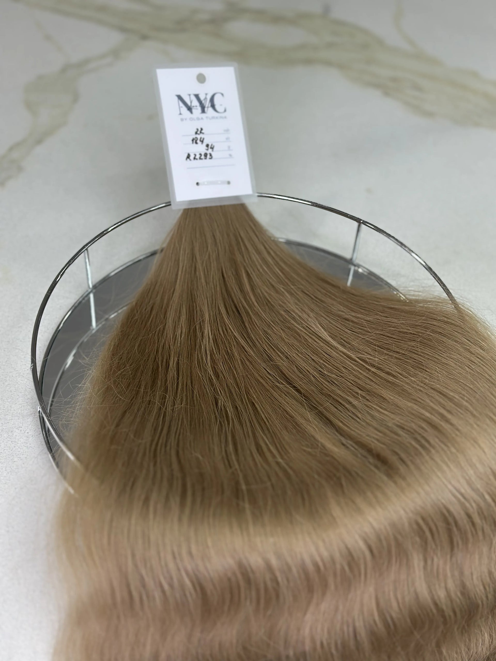 K-tip Slavic hair, colored, wavy 22 inch, 94gr, 184str