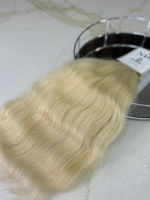 Premium Slavic K-Tip Extensions – Blonde Wavy 18" | 153 Strands | 96 g