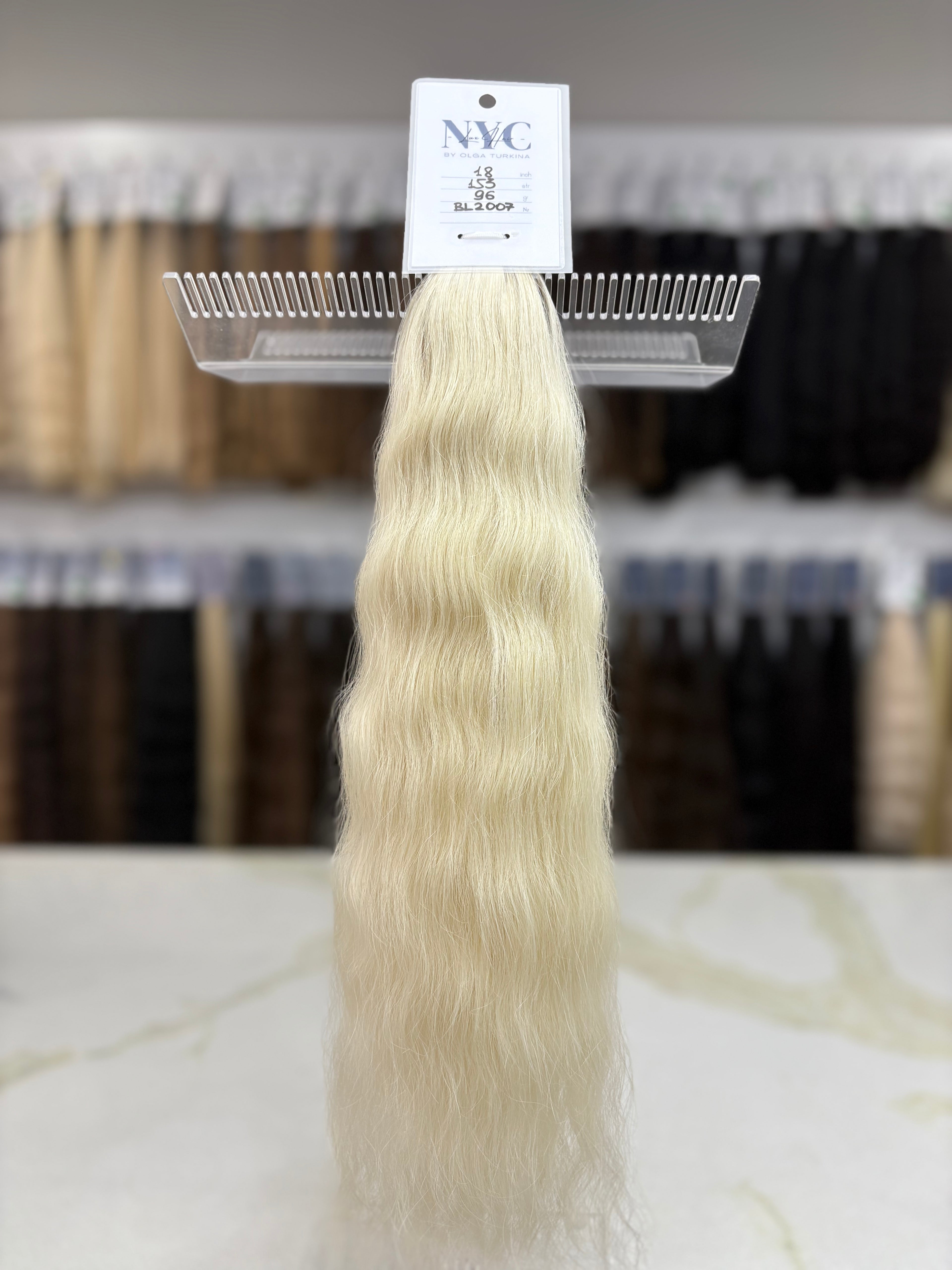 Premium Slavic K-Tip Extensions – Blonde Wavy 18" | 153 Strands | 96 g