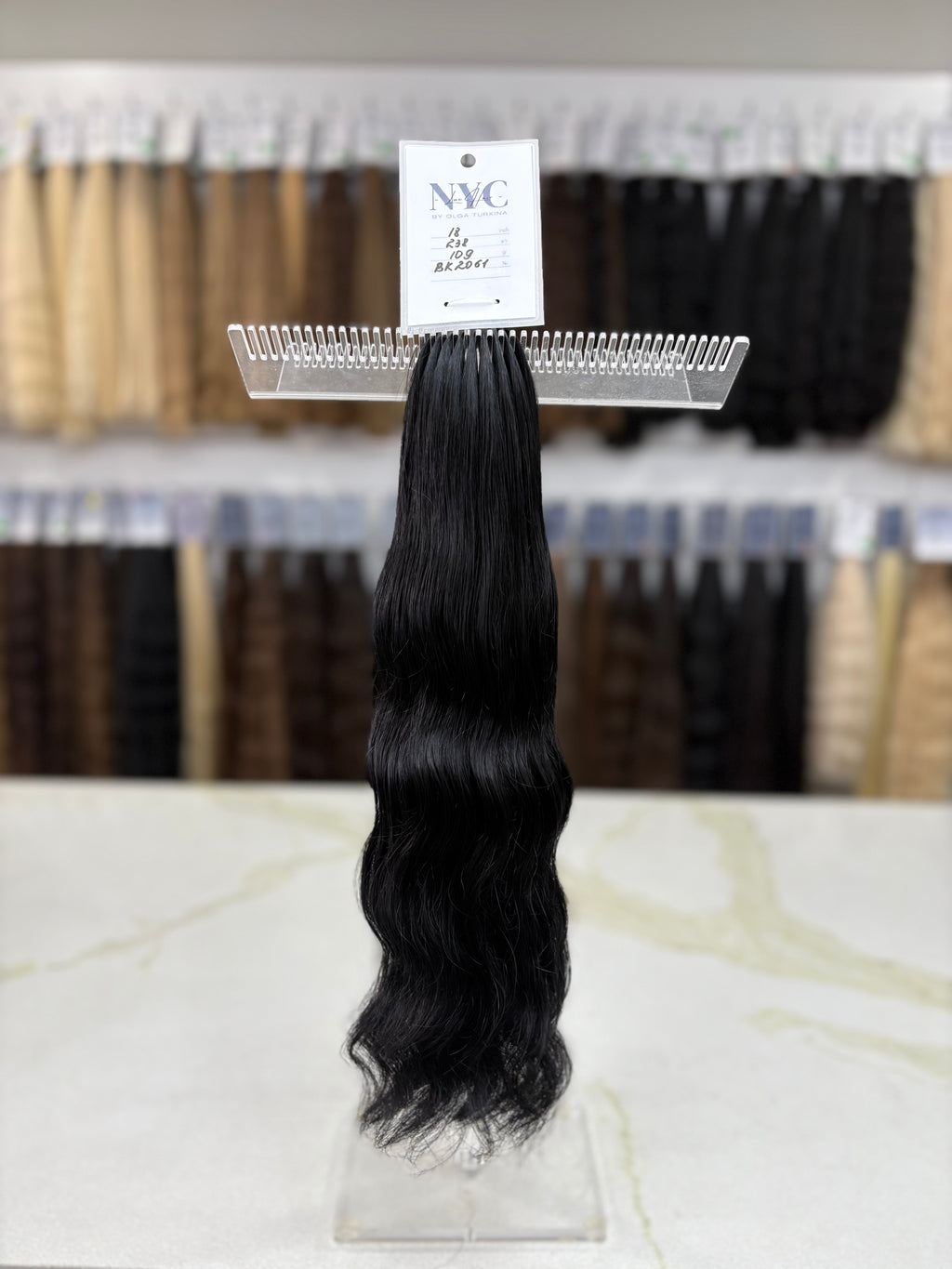 Premium Slavic K-Tip Extensions – Black Wavy 18" | 238 Strands | 109 g
