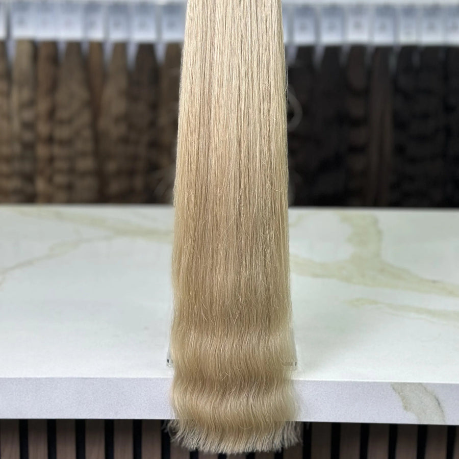 K-tip Slavic hair, colored, wavy 26 inch, 120gr, 180str