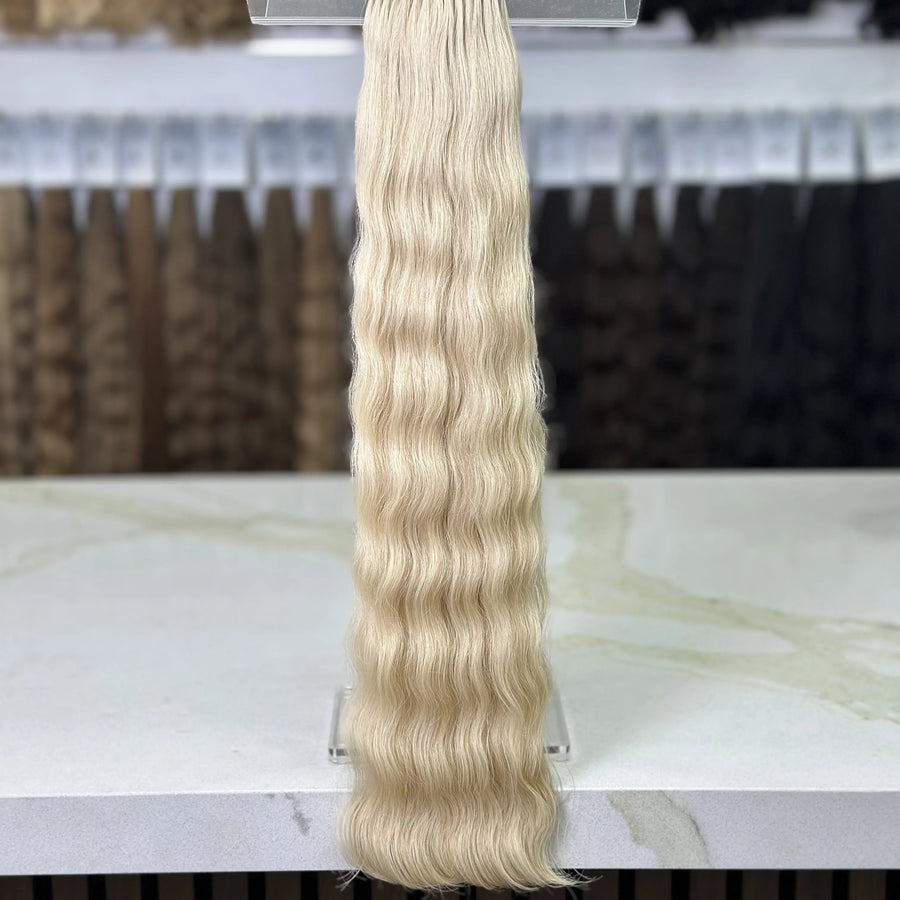 K-tip Slavic hair, colored, wavy 26 inch, 136gr, 186str