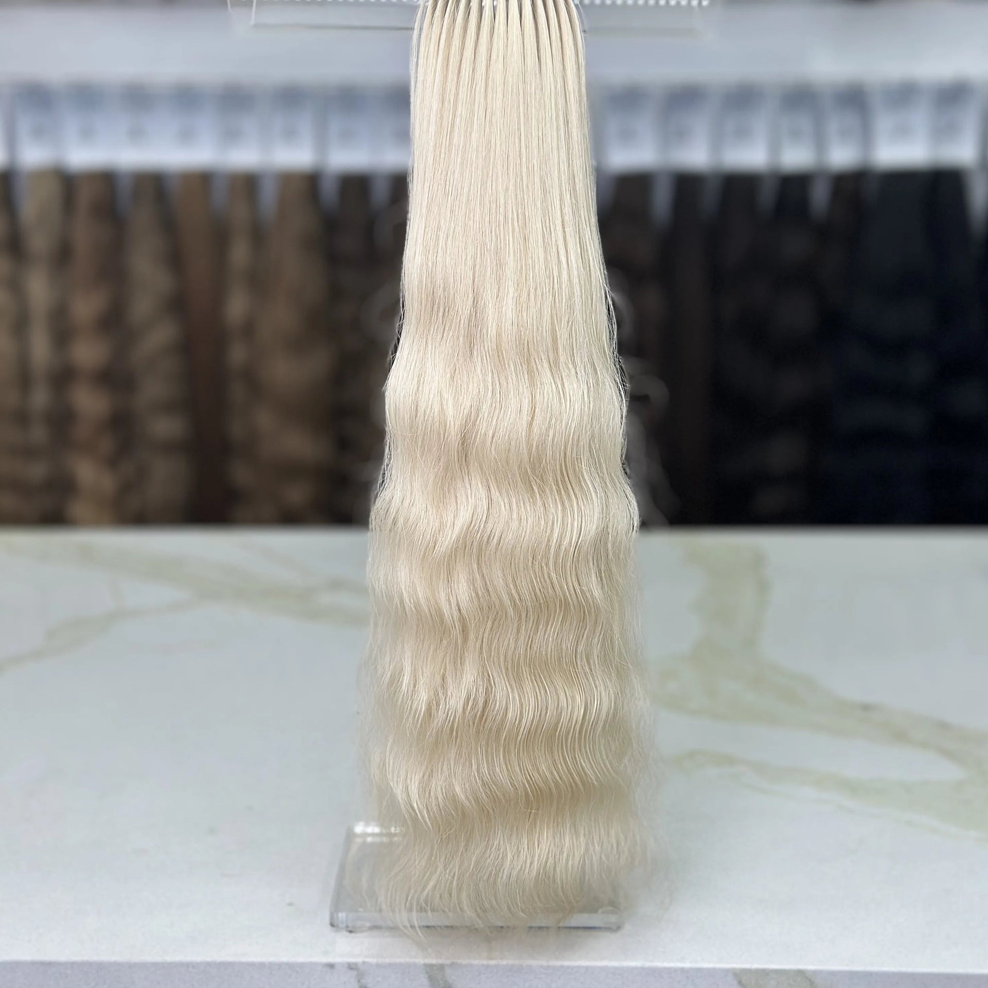 K-tip Slavic hair, colored, wavy 22 inch, 126gr, 188str