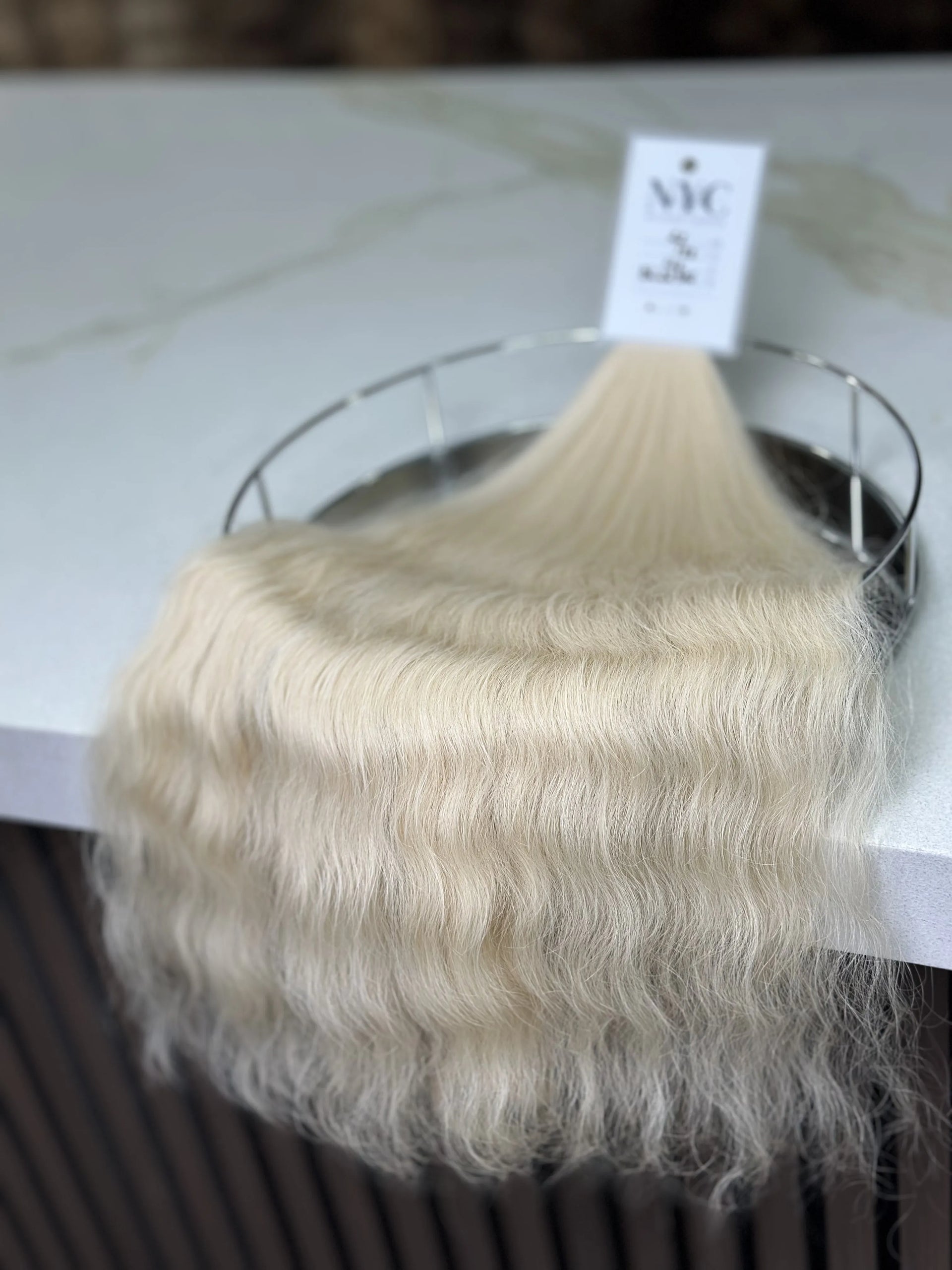 K-tip Slavic hair, colored, wavy 22 inch, 126gr, 188str