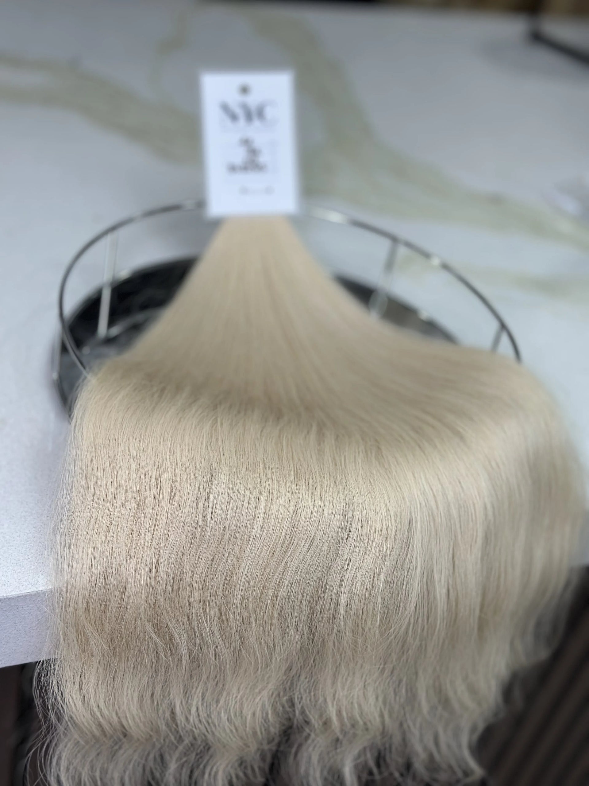 K-tip Slavic hair, colored, wavy 22 inch, 118r, 182str