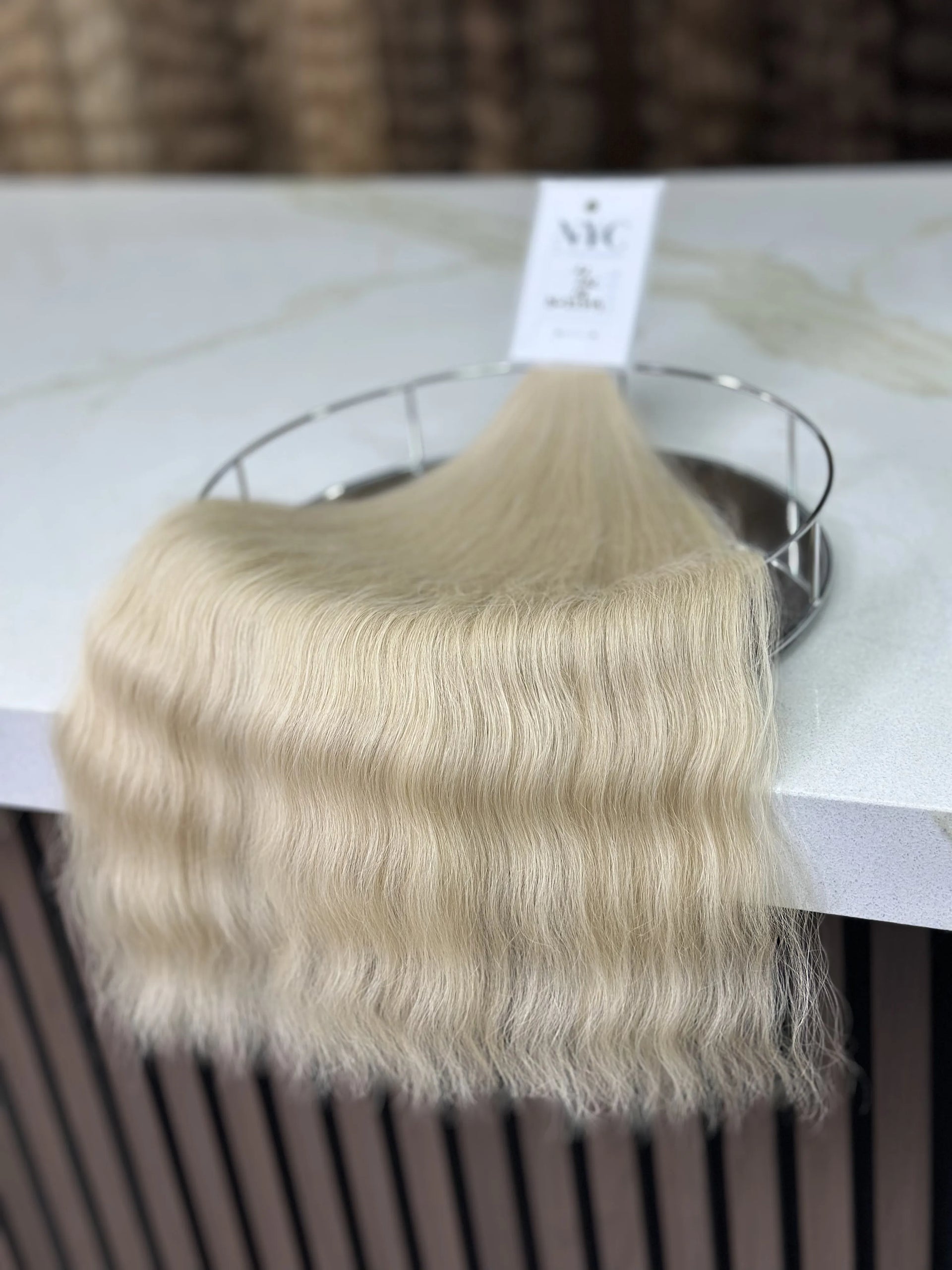 K-tip Slavic hair, colored, wavy 22 inch, 118gr, 202str