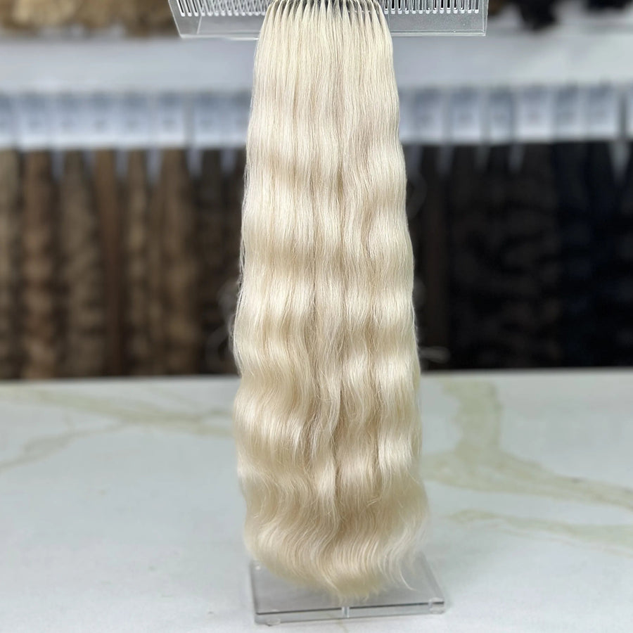 K-tip Slavic hair, colored, wavy 22 inch, 158gr, 214str