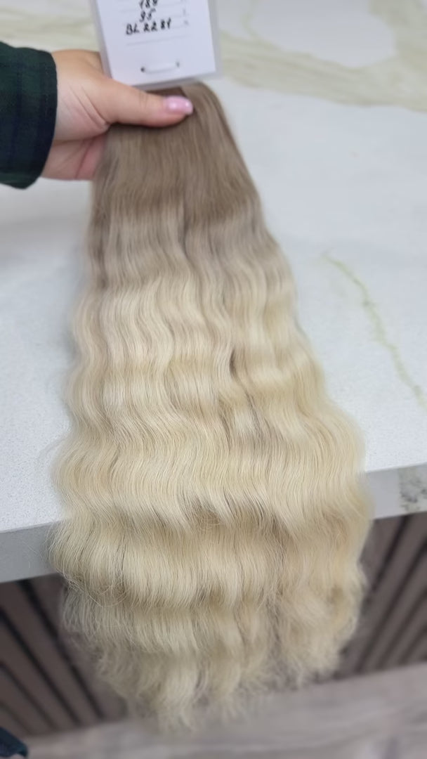 K-tip Slavic hair, colored, wavy 22 inch, 95gr, 189str