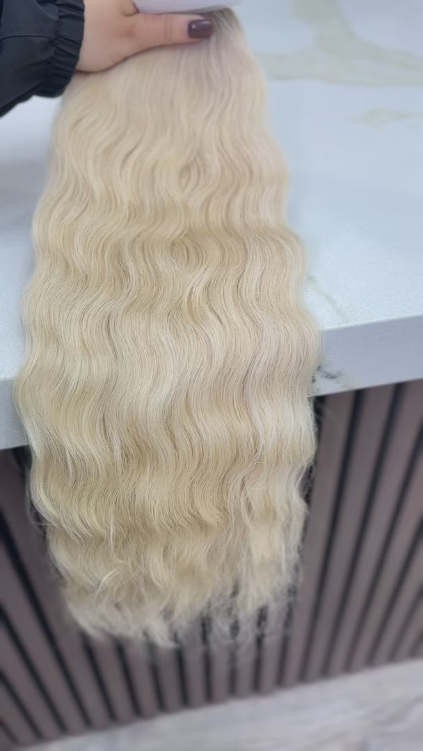 K-tip Slavic hair, colored, wavy 22 inch, 122gr, 195str