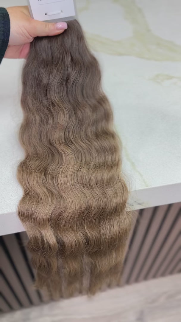 K-tip Slavic hair, colored, wavy 22 inch, 94gr, 208str