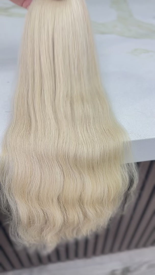 K-tip Slavic hair, colored, wavy 22 inch, 138gr, 241str