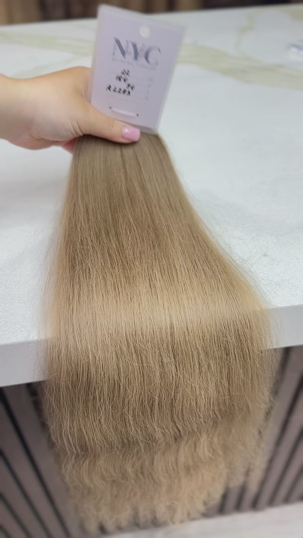 K-tip Slavic hair, colored, wavy 22 inch, 91gr, 184str