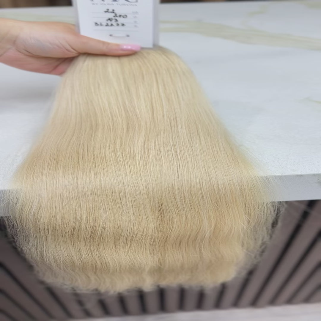 K-tip Slavic hair, colored, wavy 22 inch, 136gr, 240 str